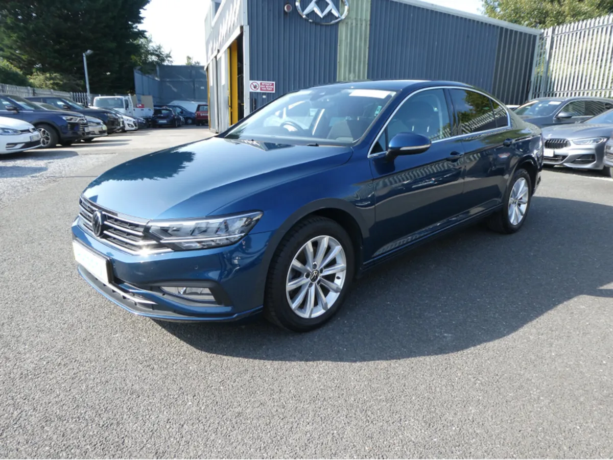 Volkswagen Passat BUSINESS 6SPEED - Image 3