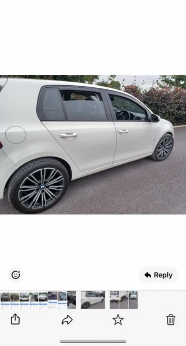 Volkswagen Golf 2011 - Image 1