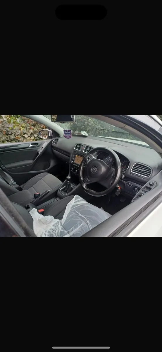 Volkswagen Golf 2011 - Image 4