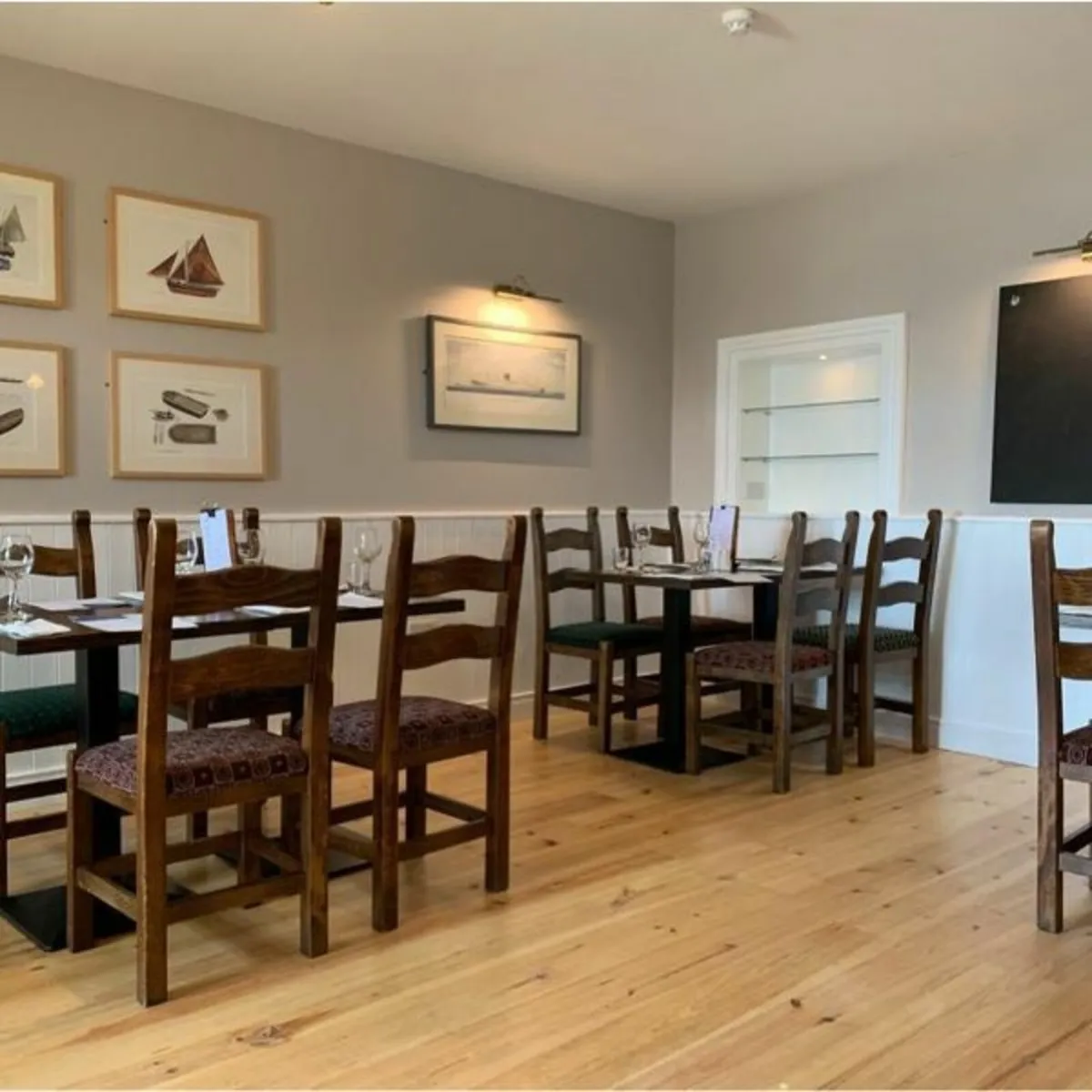 Solid Pitch Pine Flooring  Price per m2 - Image 4