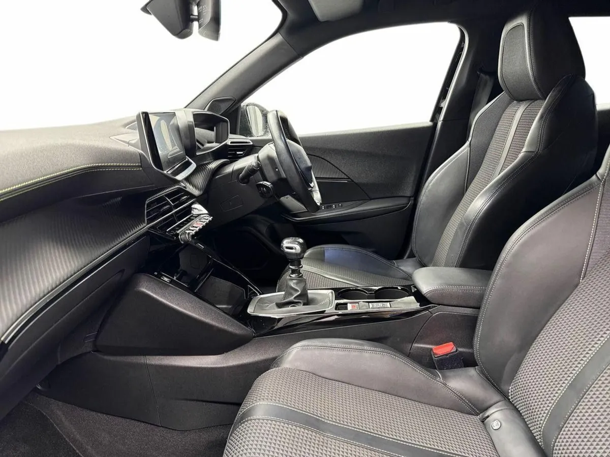 Peugeot 2008 1.2 GT *TOP SPEC* €70 P/W - Image 3