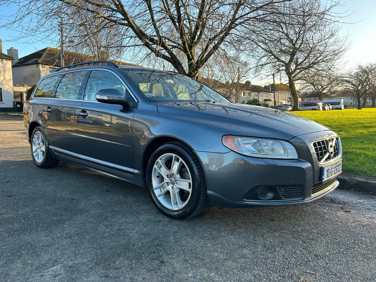 2010 Volvo V70 1.6D SE // New NCT // High Spec - Image 1