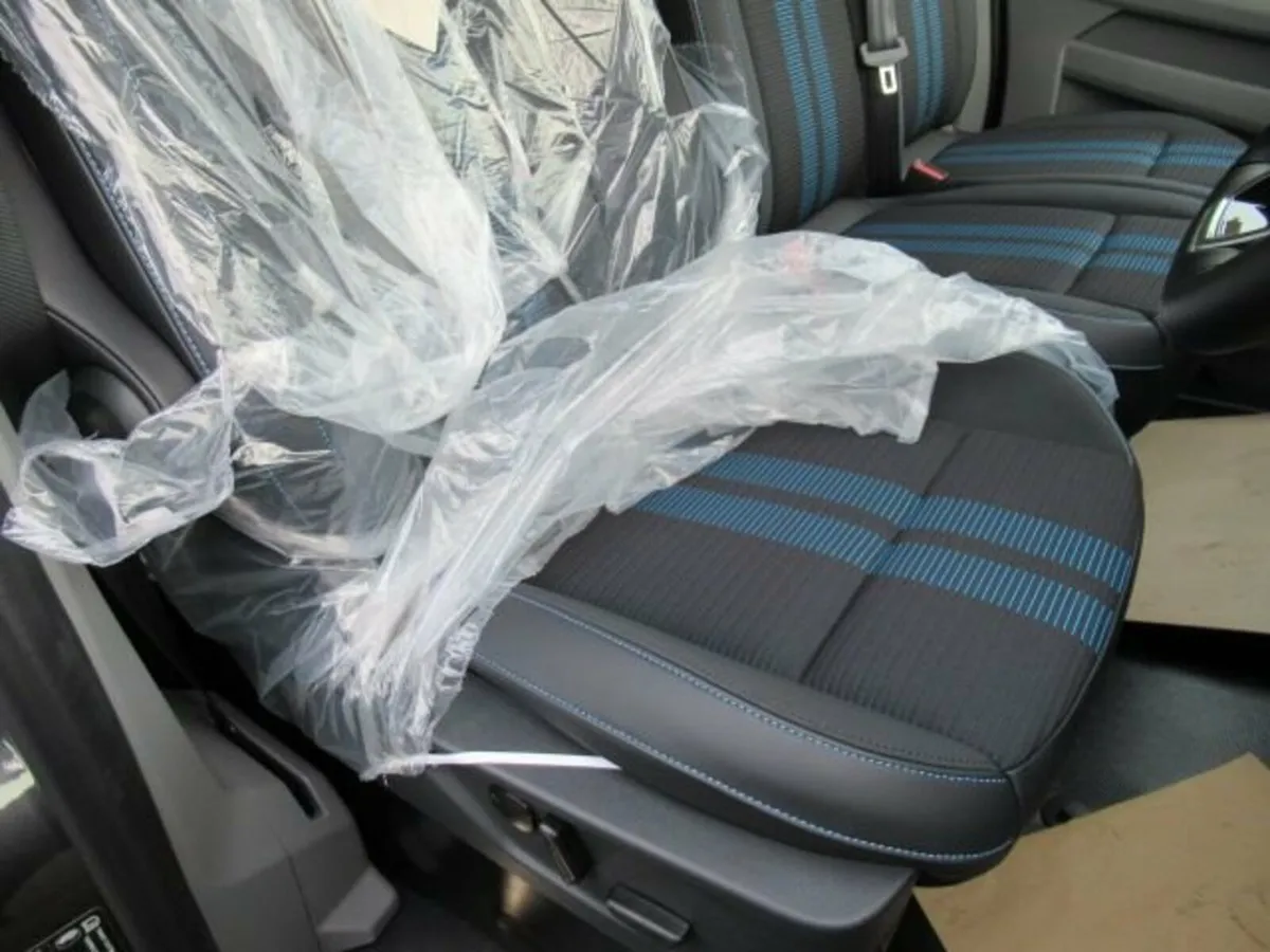 2.0 320 LWB EcoBlue Sport Panel Van 5dr Diesel Aut - Image 3