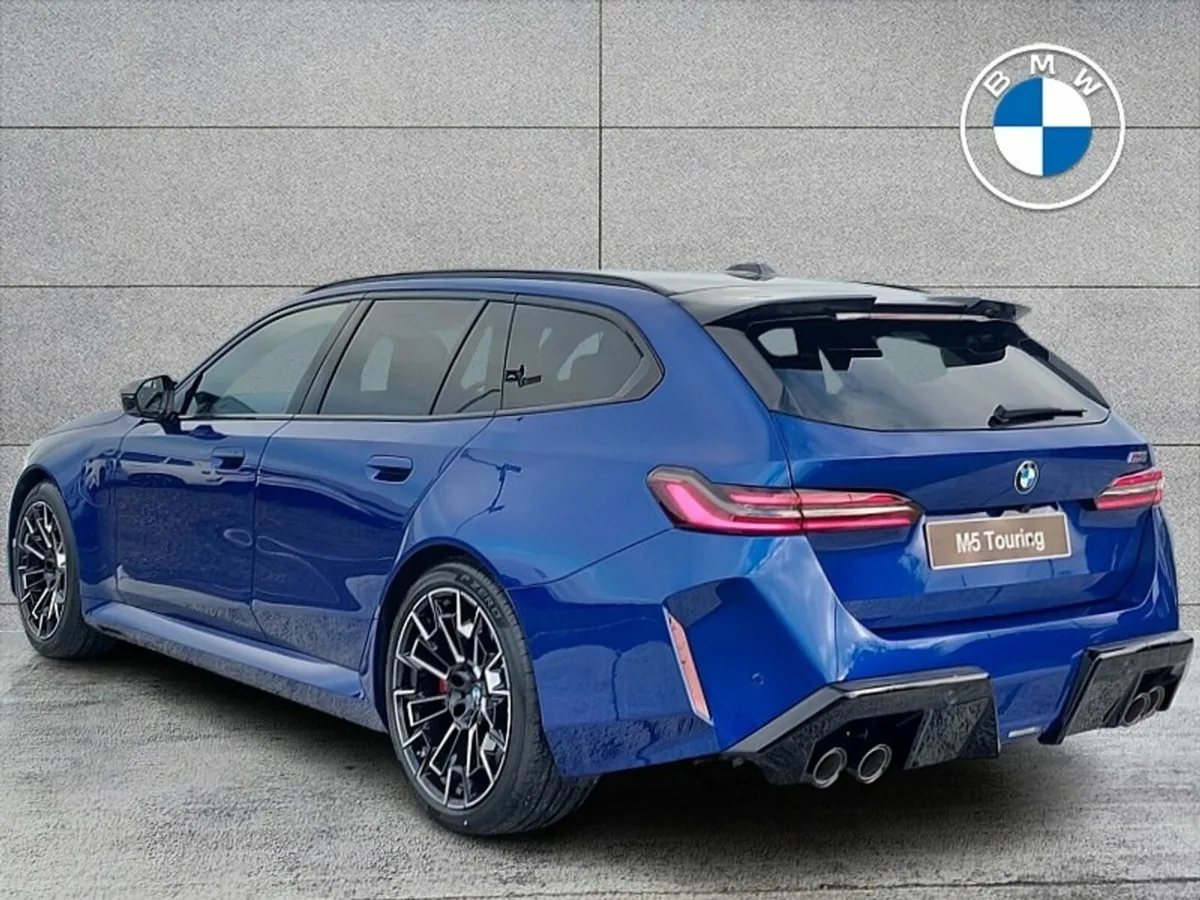 BMW M5 M5 Touring - Image 2