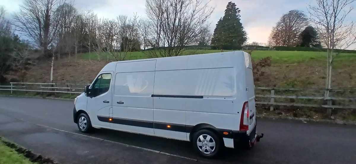 202 Renault master van. Test 1-27. Tax 9-26. - Image 4