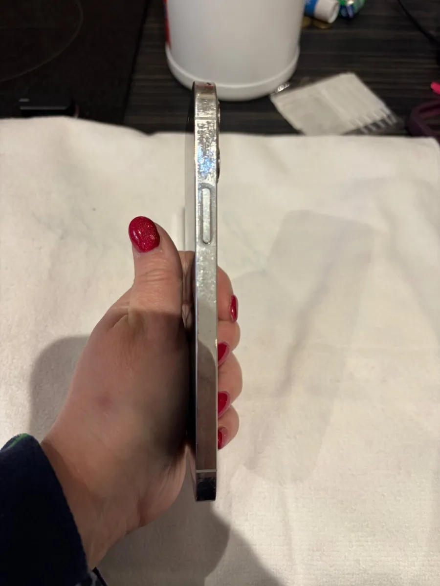 Iphone 12 pro 128 gb unlocked - Image 4