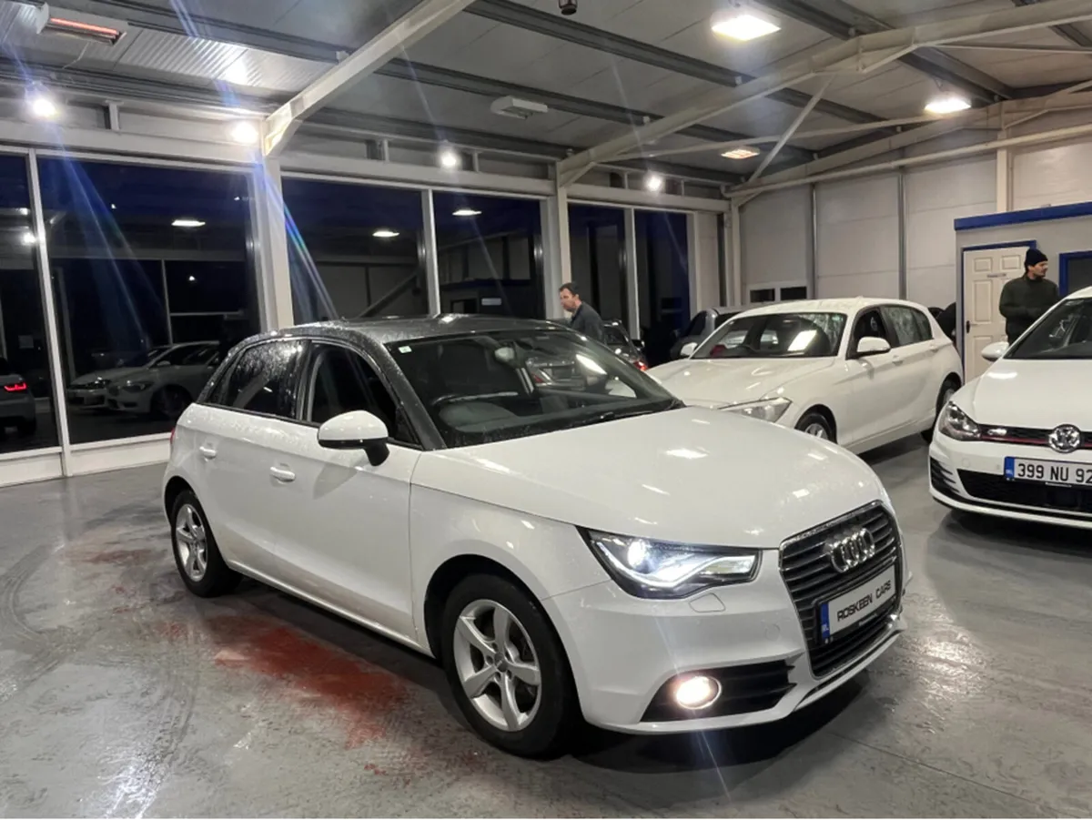 Audi A1 DBA-8XCHZ 3DR - Image 1