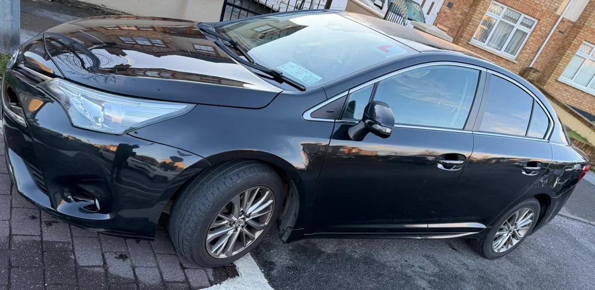 2017 Toyota Avensis 2.0. Nct until Sept 2027 - Image 3