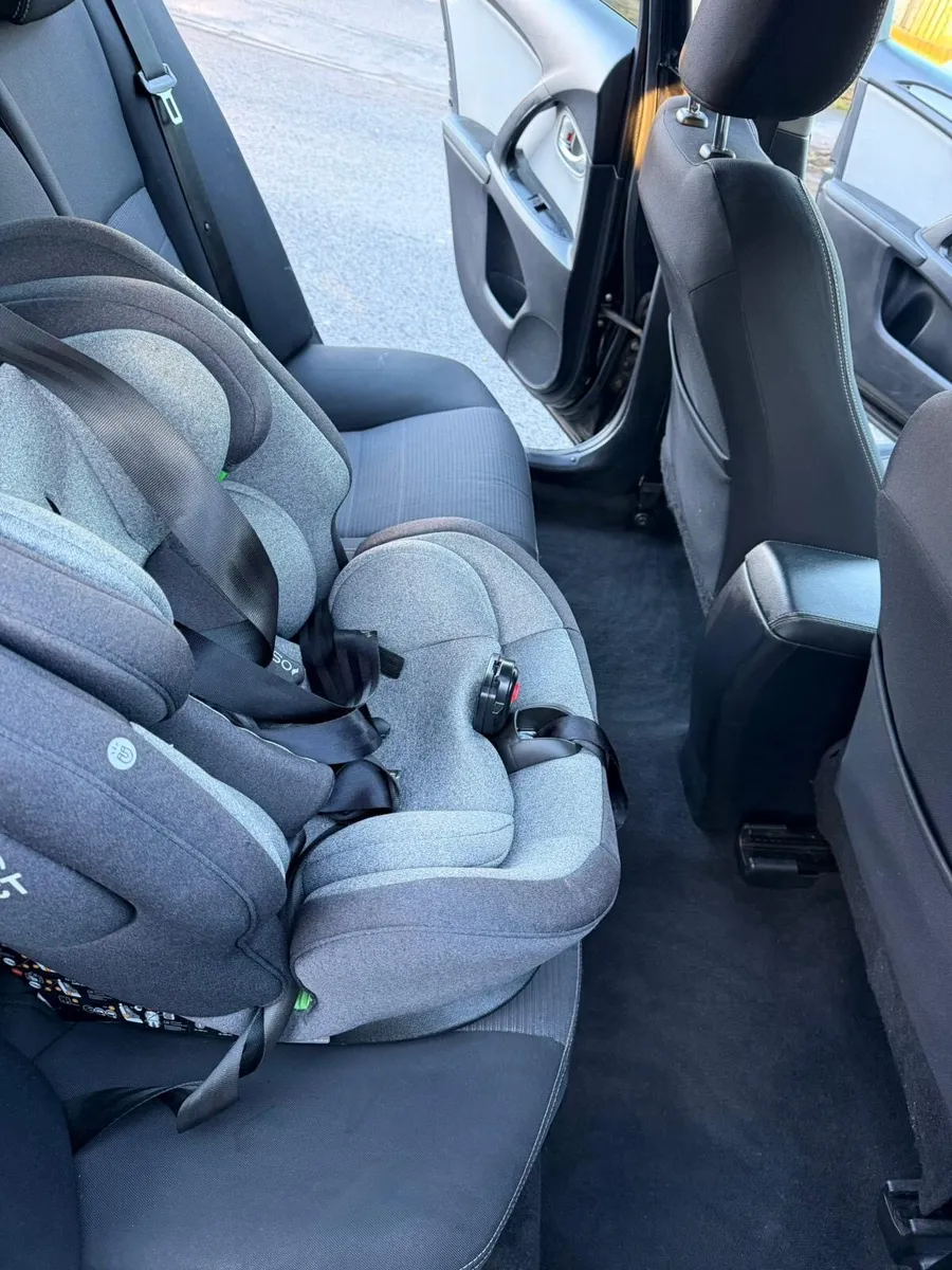 2017 Toyota Avensis 2.0. Nct until Sept 2027 - Image 4