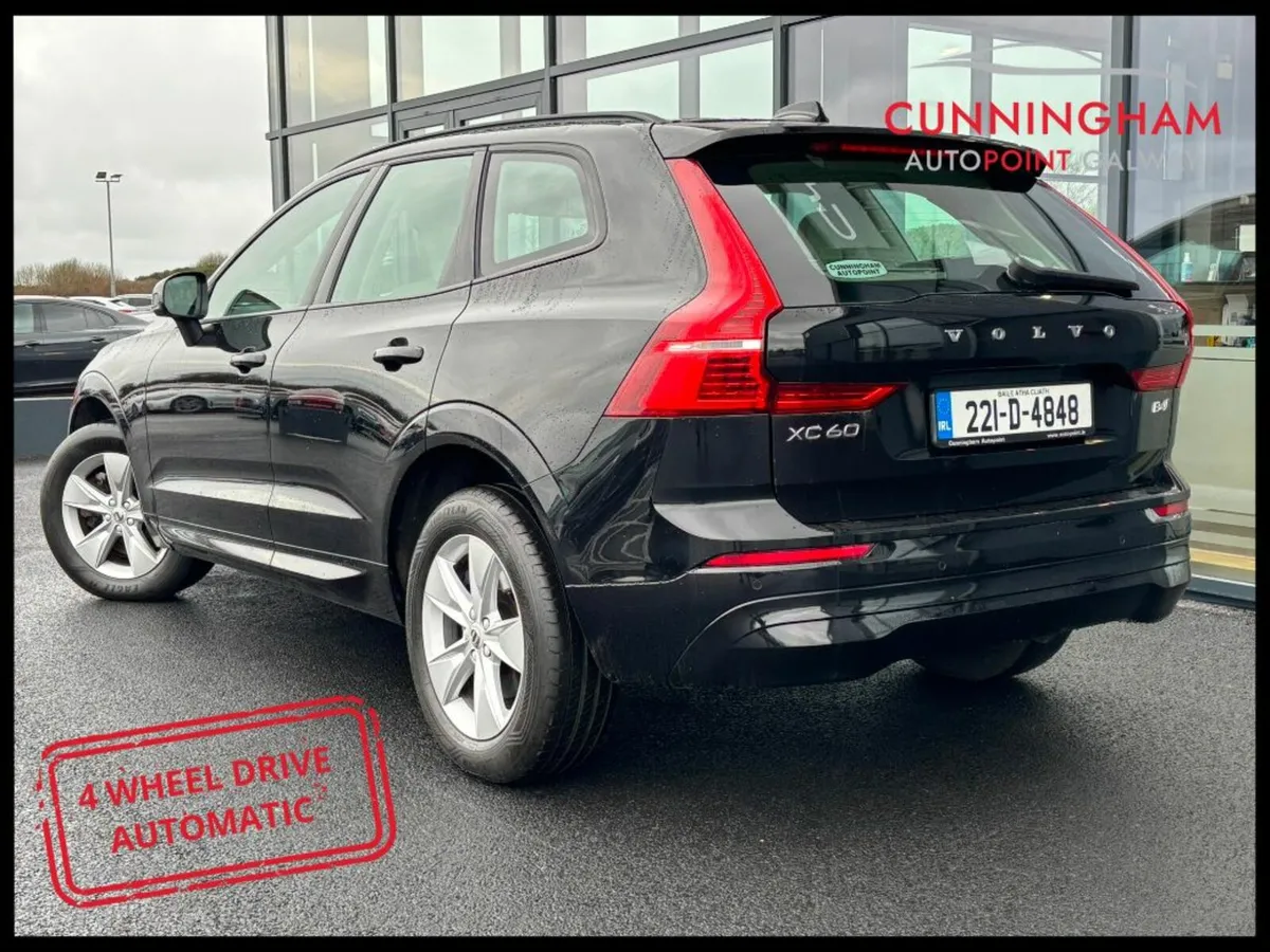 Volvo XC60 B4 AWD MOMENTUM WITH EXTRAS - Image 2