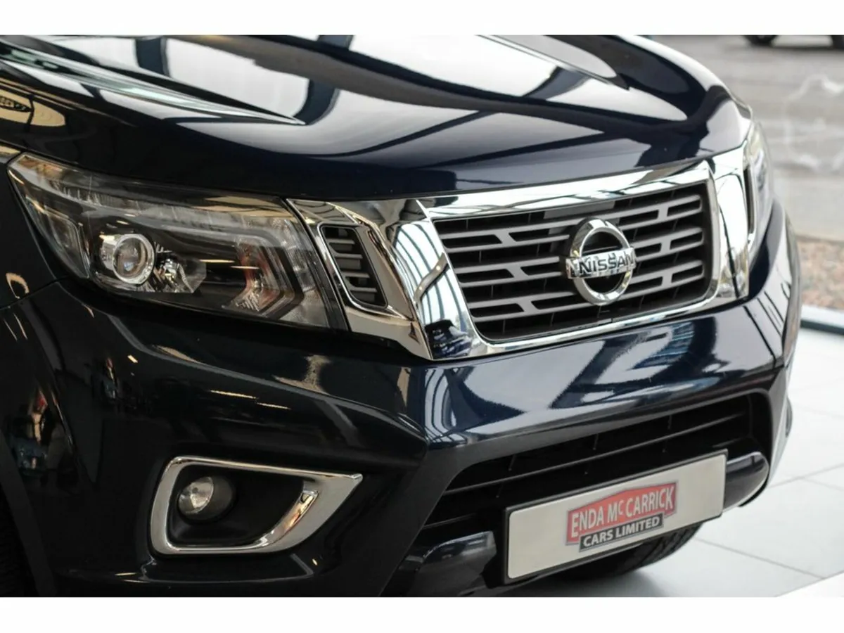 Nissan Navara TEKNA 2.3DCi AUTOMATIC - Image 4