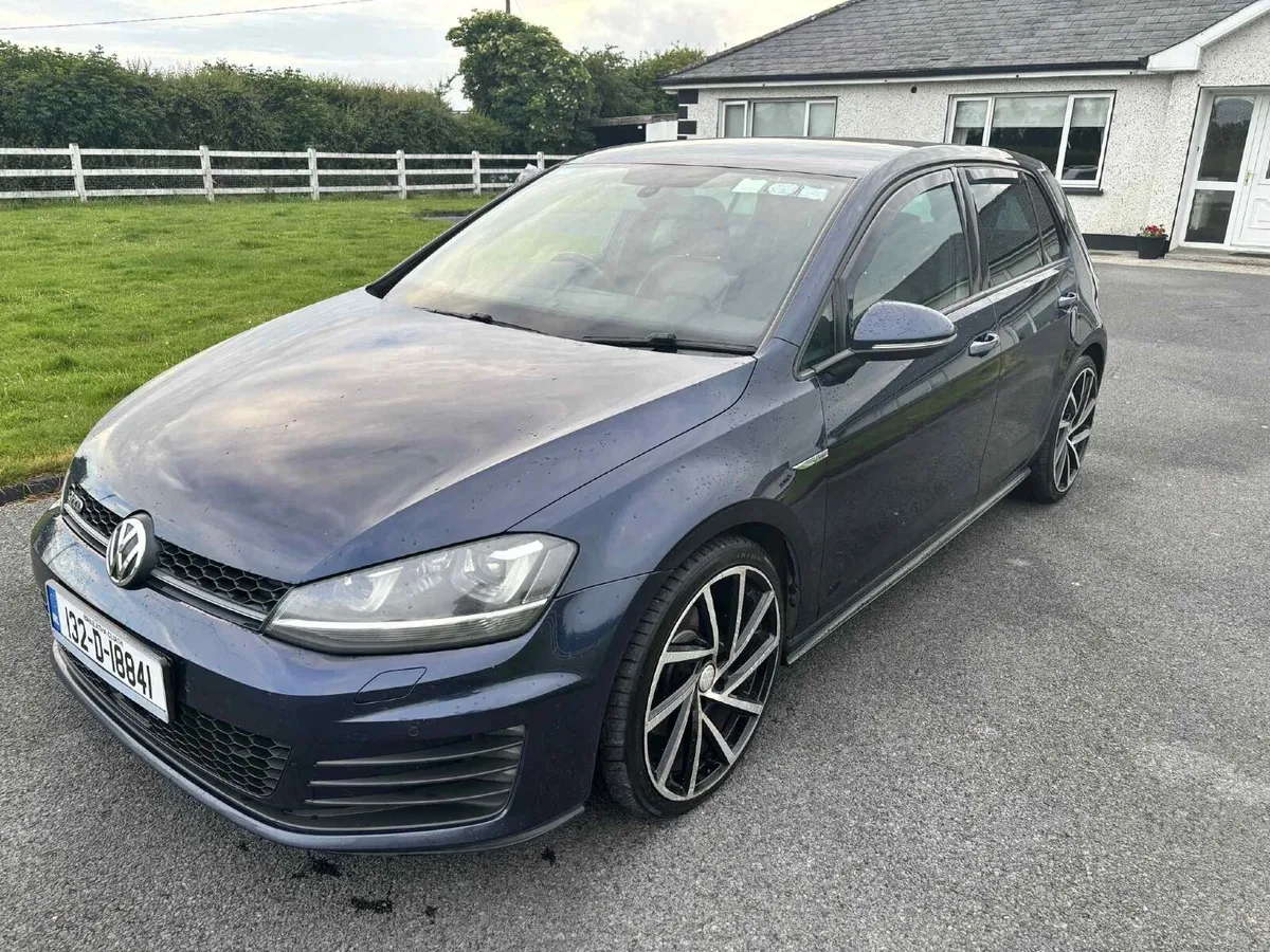 Volkswagen Golf 2013 - Image 2