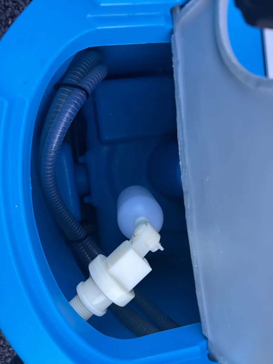 Profesional carpet cleaning machine - Image 2