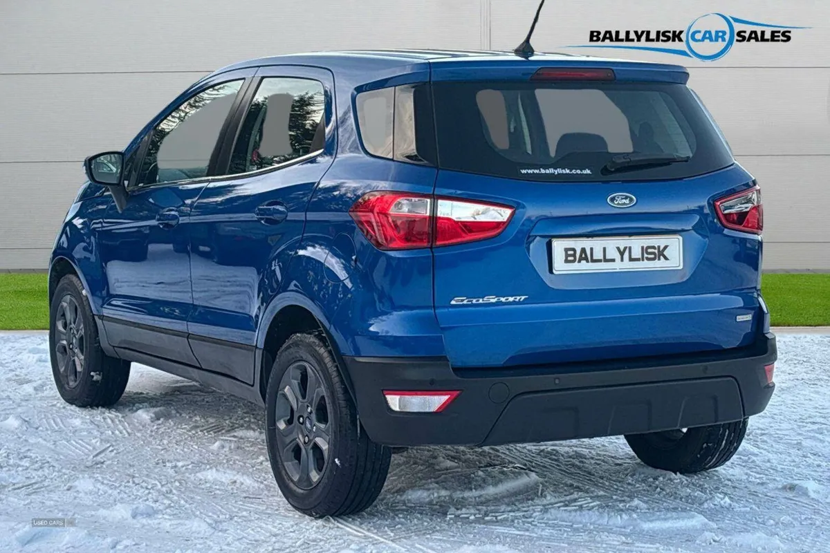 Ford EcoSport 1.0T 125PS Zetec in Lightning Blue w - Image 2