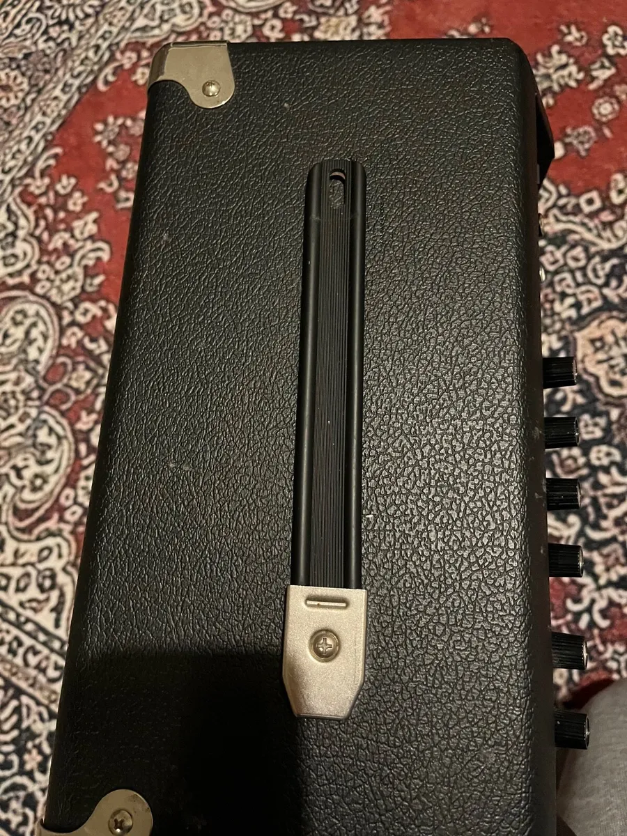 Electric guitar and amp set everything included - Image 3