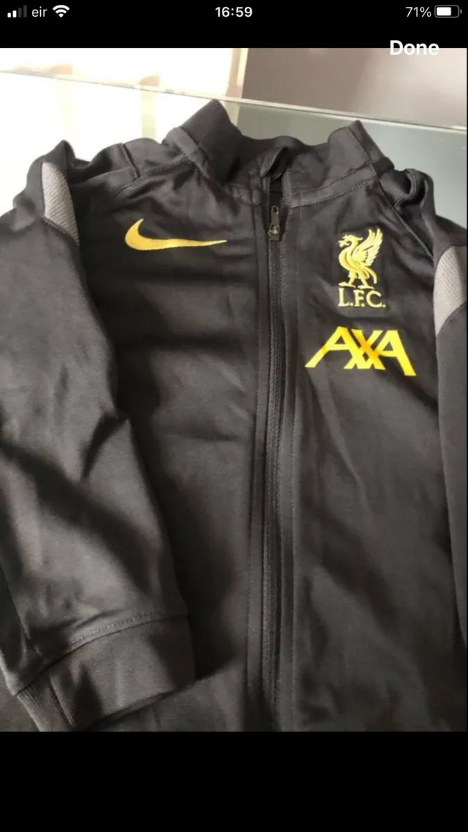 Boys Liverpool tracksuit 12/18 mths €10 - Image 3
