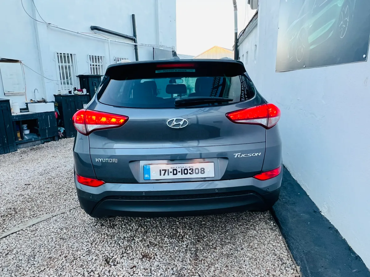 2017 Hyundai Tucson 1.7 Crdi Comfort **Low kms** - Image 3