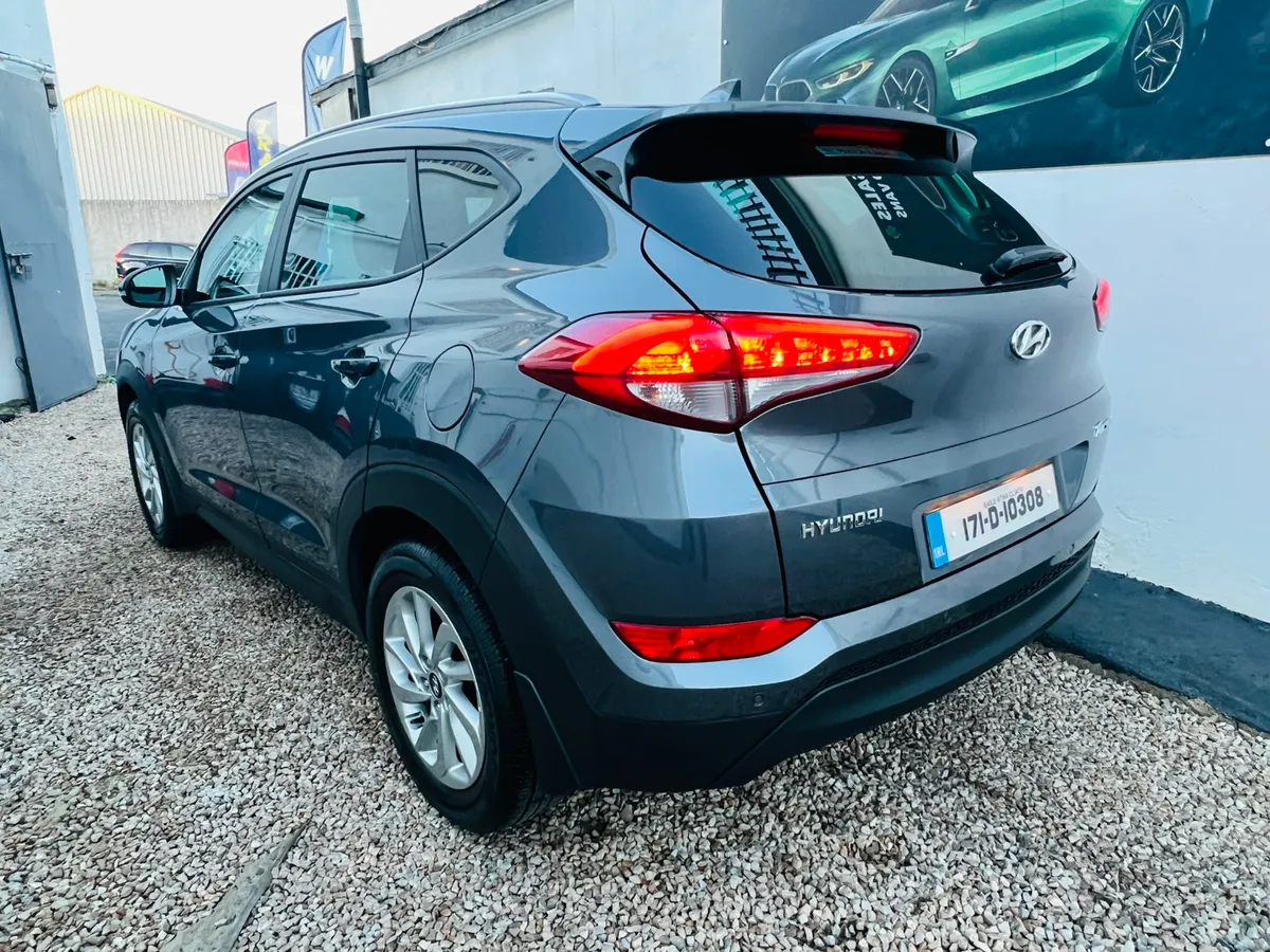 2017 Hyundai Tucson 1.7 Crdi Comfort **Low kms** - Image 4