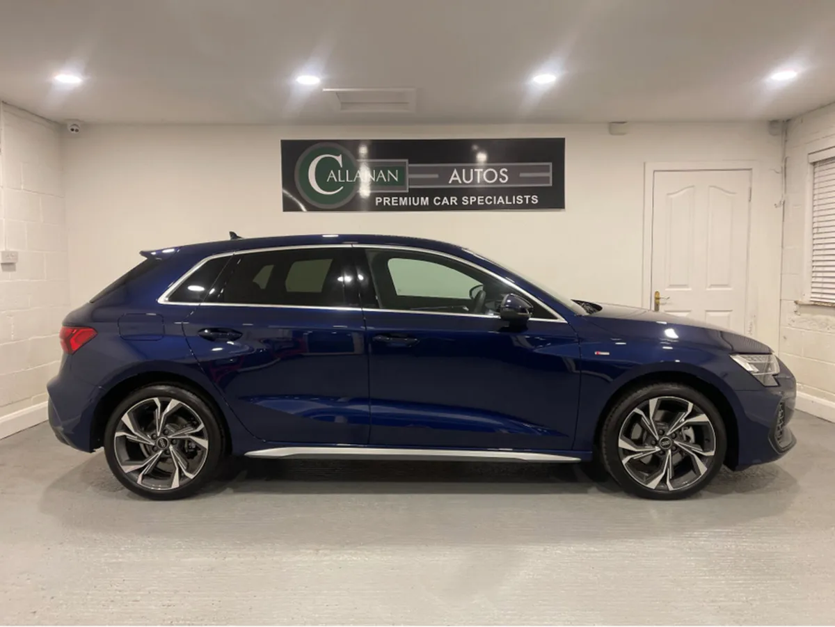 Audi A3 S LINE 40 1.5 TFSI E S-A SPORTBACK 204BHP* - Image 4