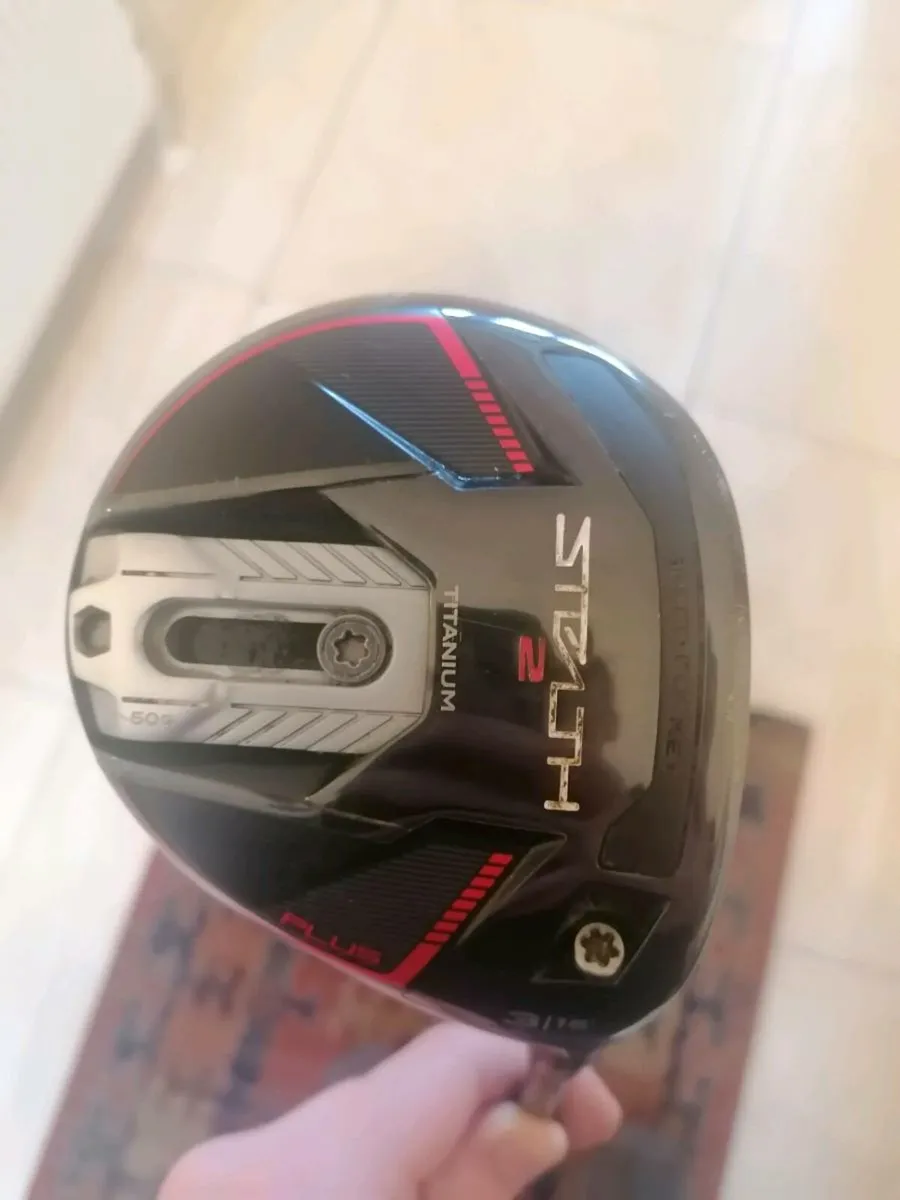 Taylormade stealth 2 titanium 3 wood - Image 1