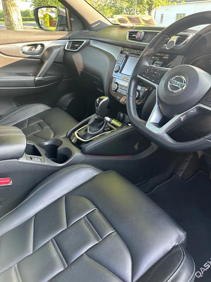 Luxury Qashqai | Exceptionally Well Maintained - Image 4