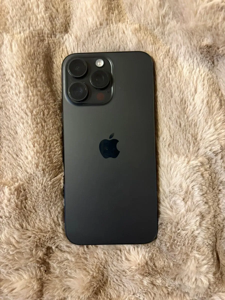 iPhone 15 pro max 📲 - Image 3