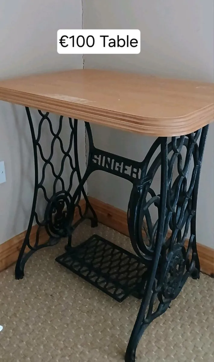 Solid Wood Top Singer Side Table