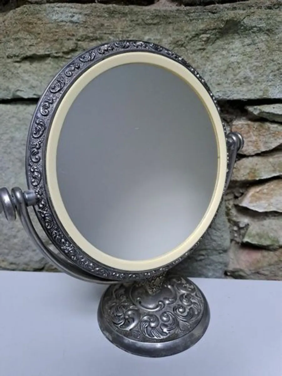 Silver vanity mirror - Image 1