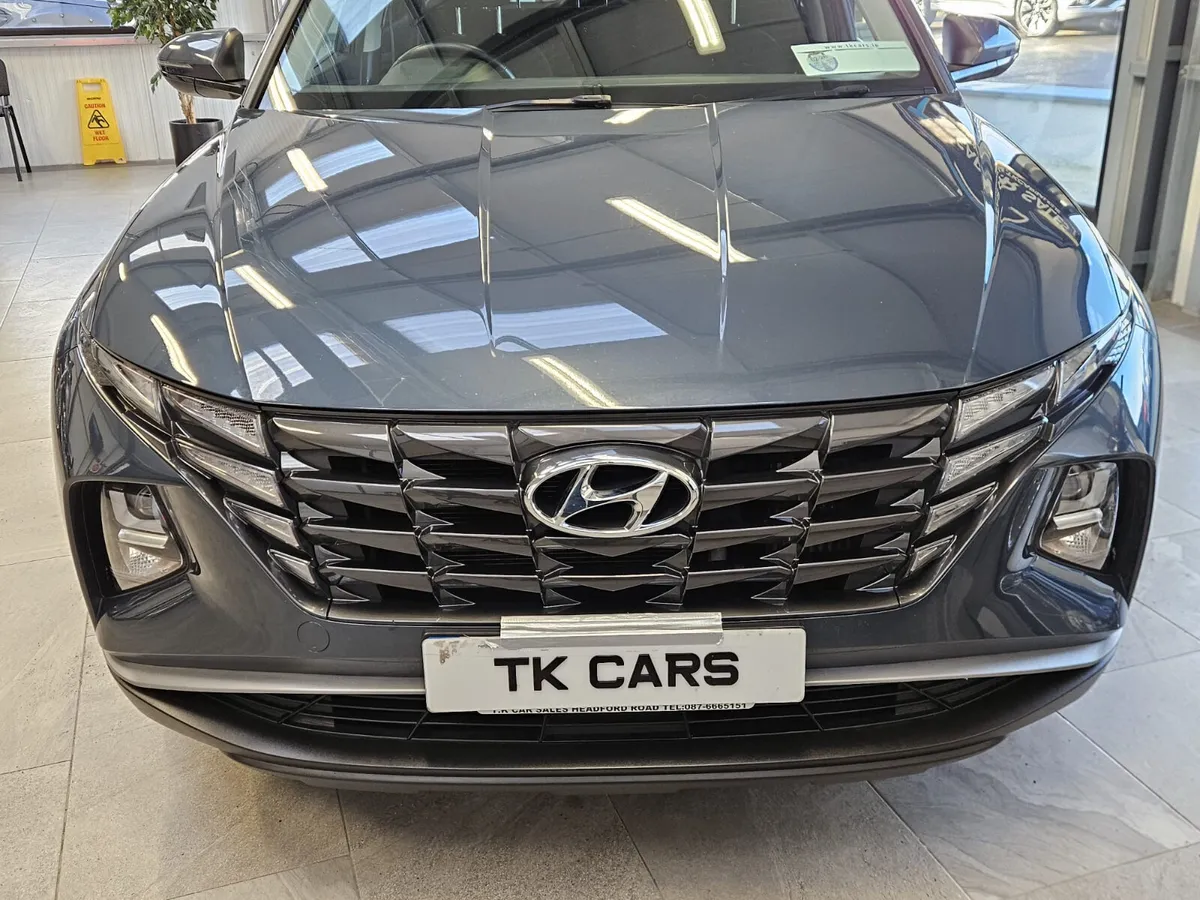 241 HYUNDAI TUCSON COMFORT PLUS - Image 4