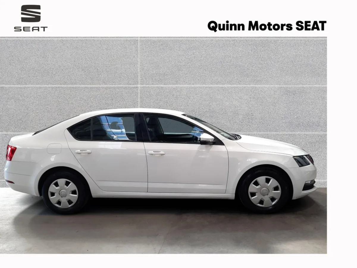 Skoda Octavia 1.6 TDI ACTIVE 90HP 4DR - Image 3