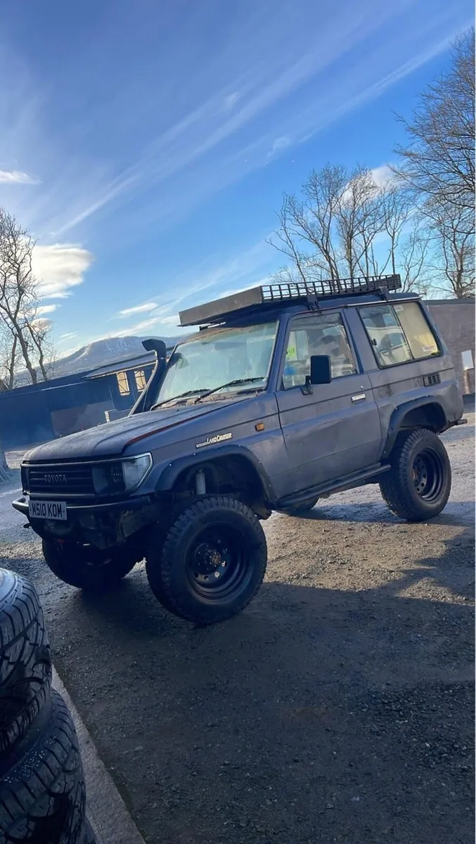 toyota landcruiser 70 off roader - Image 1