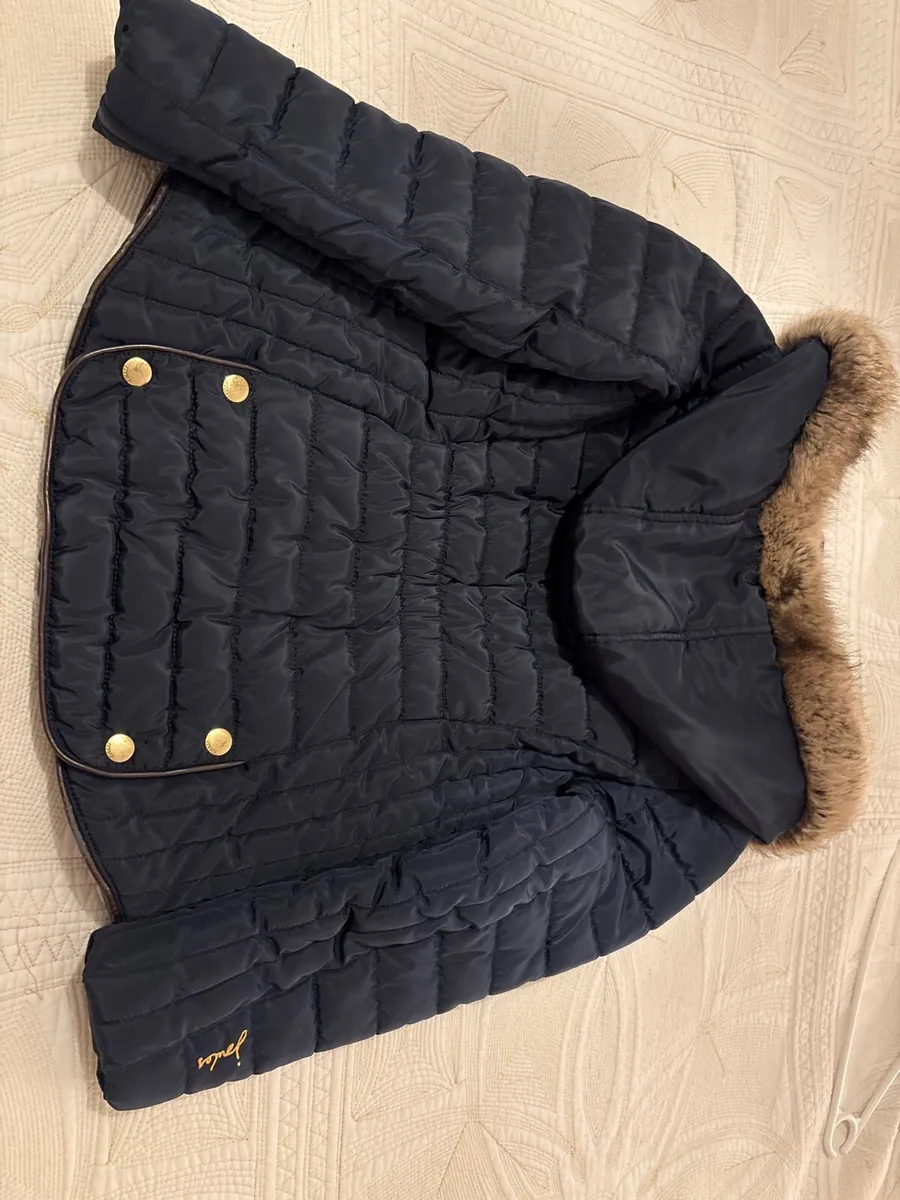 Joules Jacket with hoodie 7-8 year - Image 3