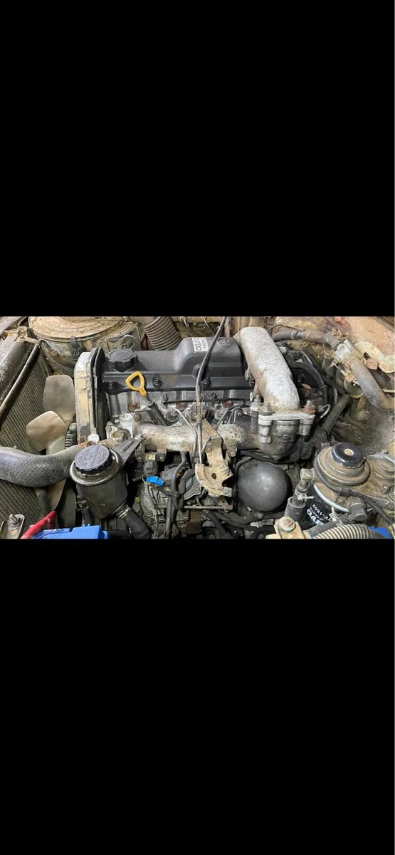 toyota landcruiser 70 off roader - Image 3