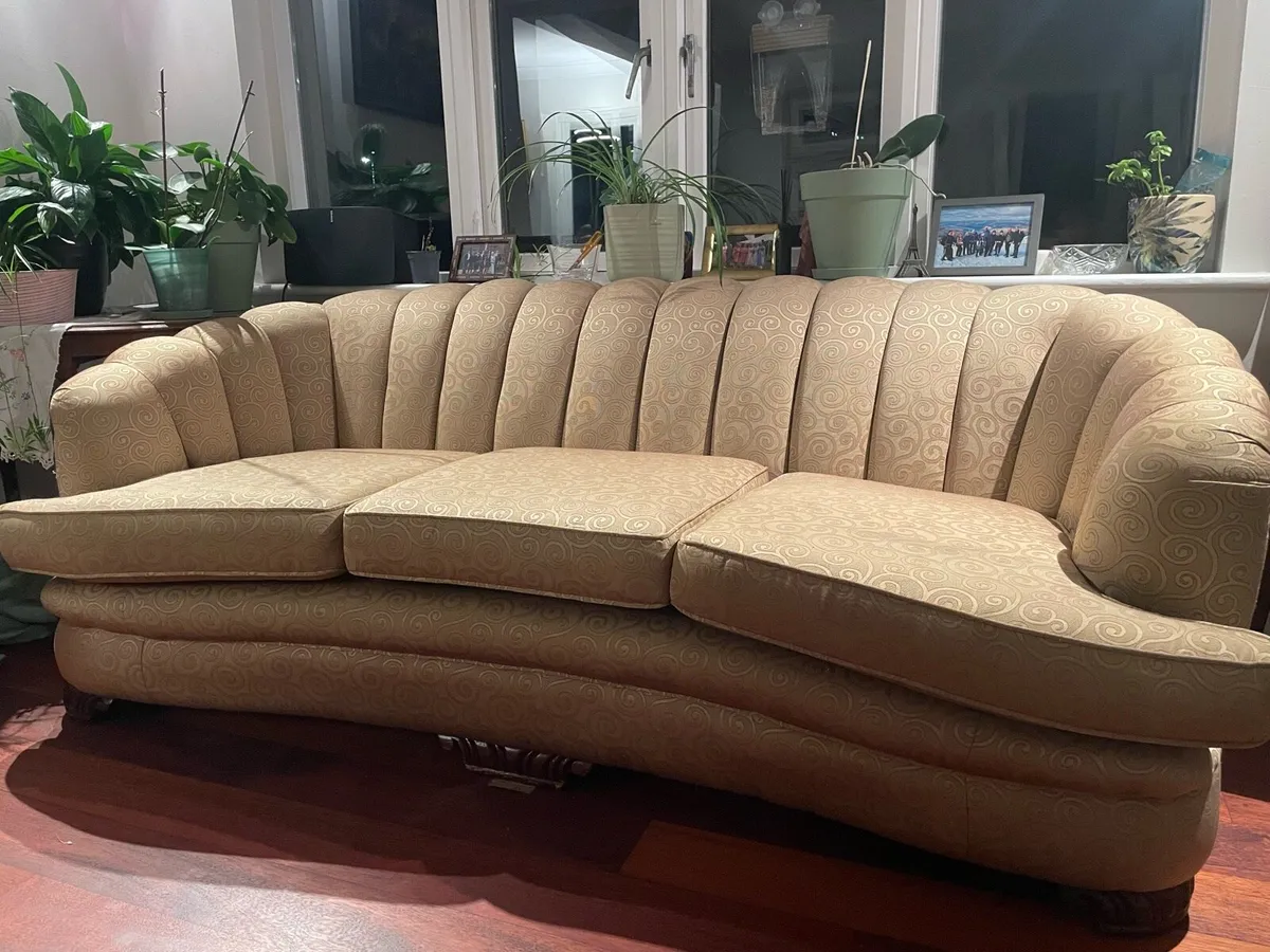 1930’s  3 seater Couch - Image 2