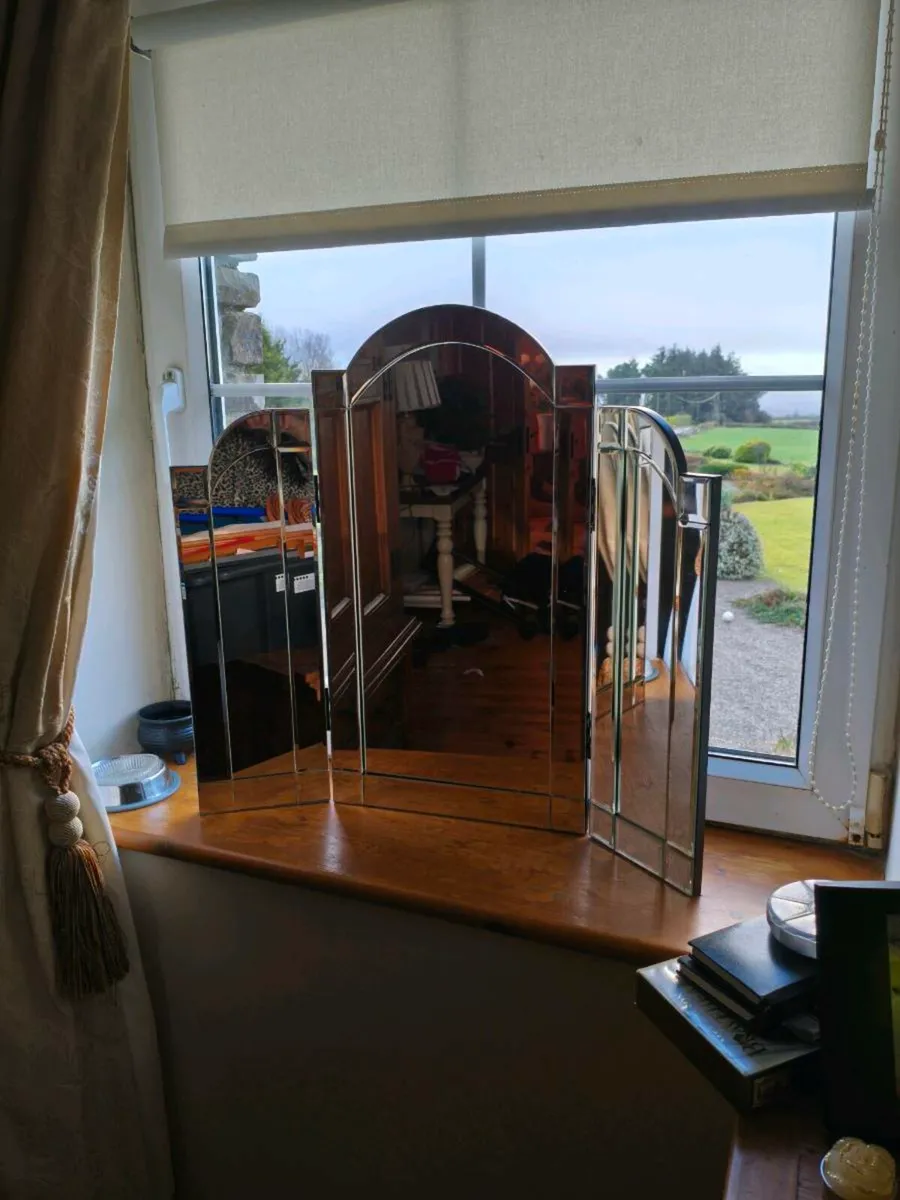 Beautiful new dresser mirror,35 - Image 1