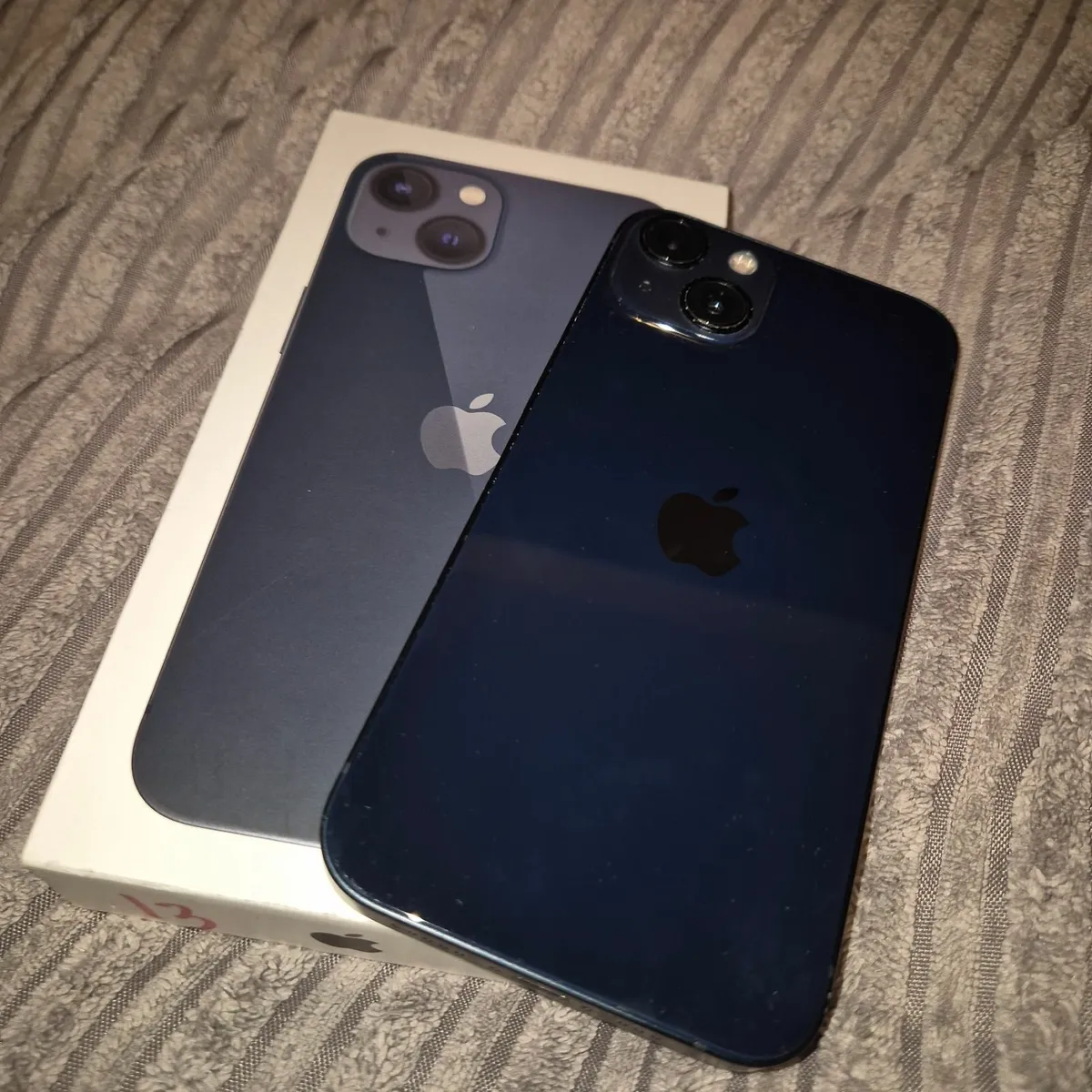 Iphone 13 midnight - Image 3