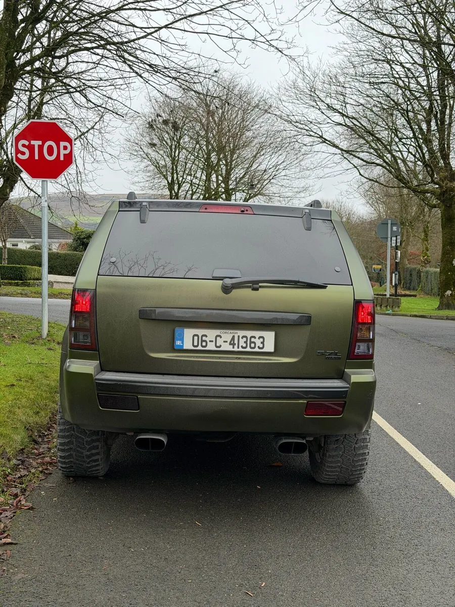 Jeep Grand Cherokee Hemi - Image 4