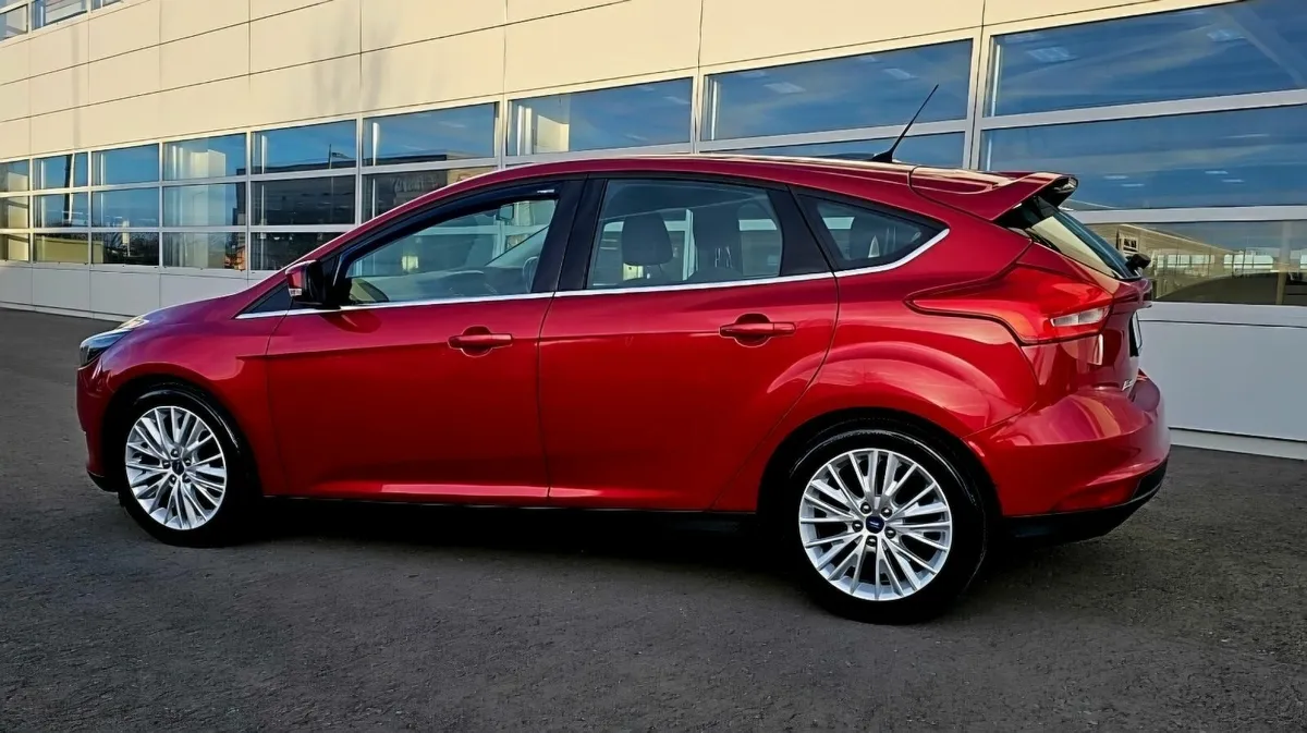 2015 Ford Focus 1.6 TDCi Zetec Appearance Pack - Image 4
