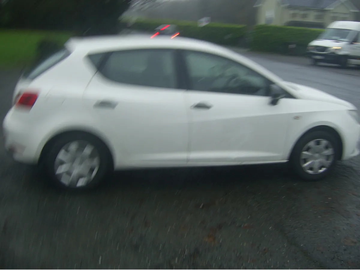 SEAT Ibiza 5DR 1.2 60HP S 4DR - Image 2