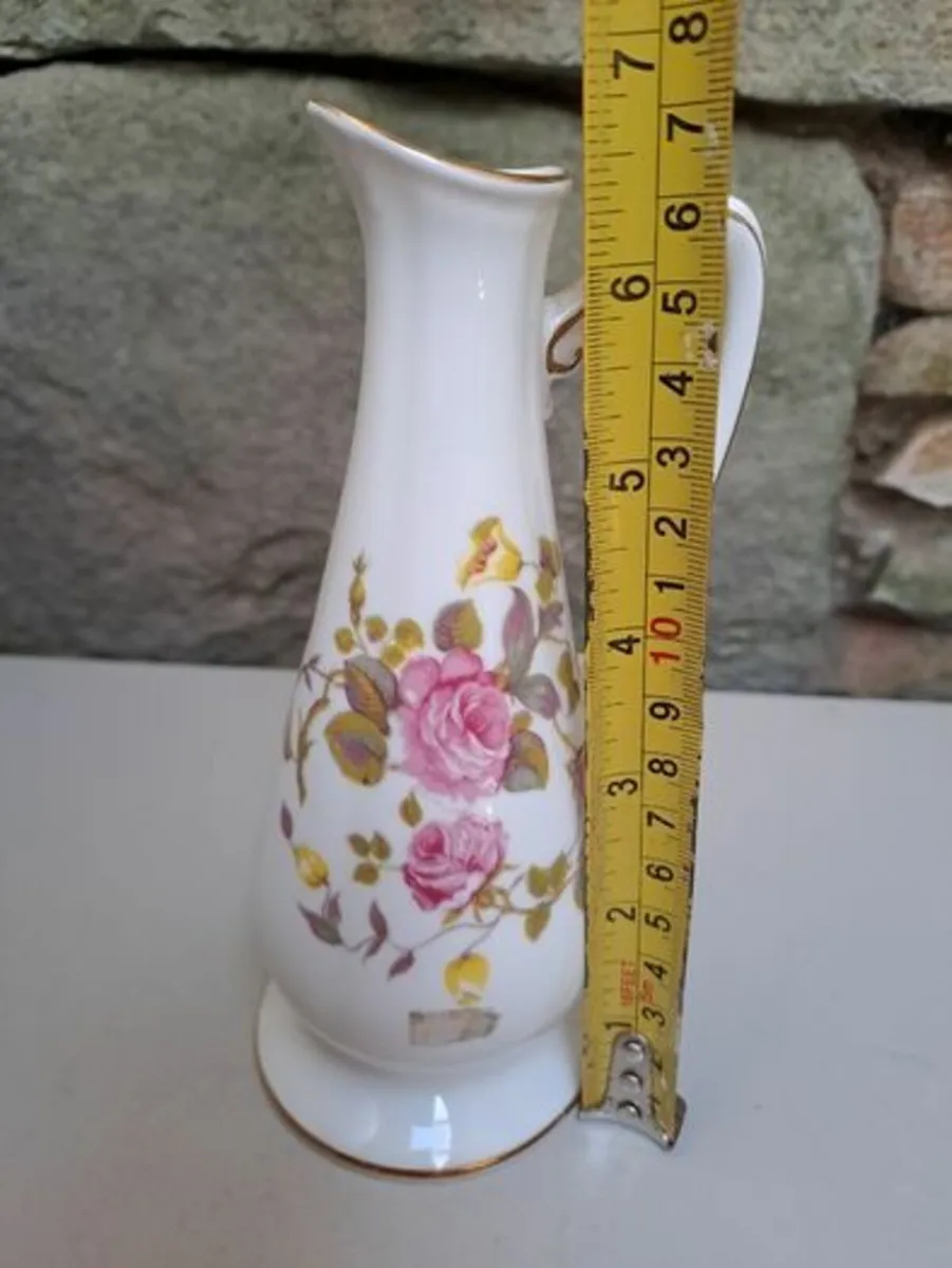 Royal Tara vase - Image 3