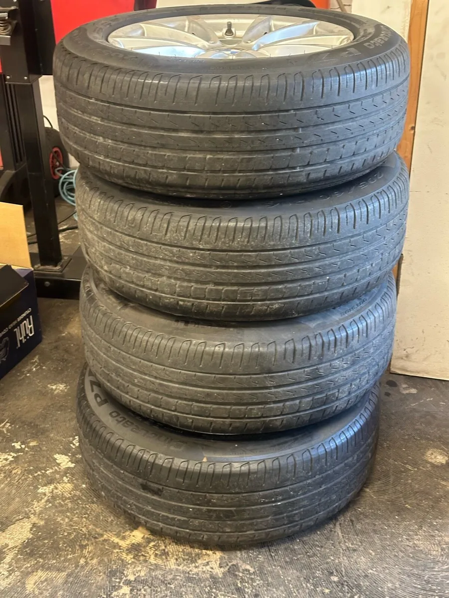 16”BMW ALLOYS - Image 3