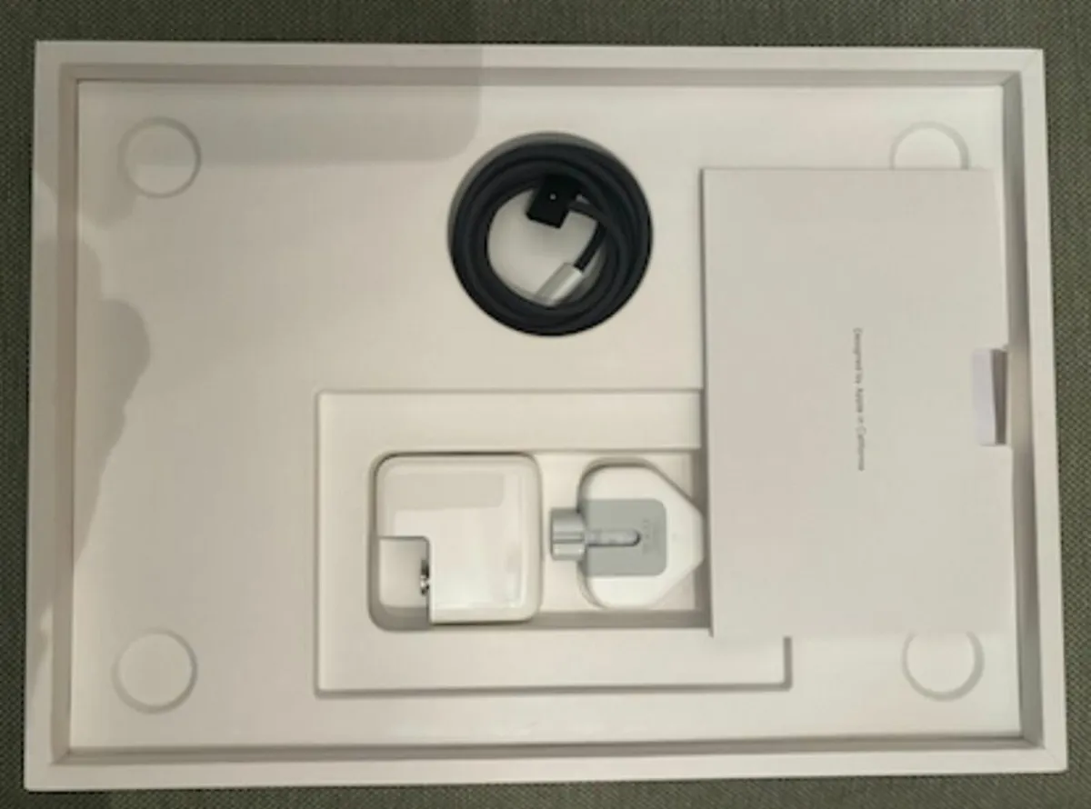 Macbook Air M4 13inch 2025 16gb 256gb - Image 4