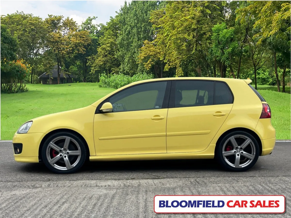 Volkswagen Golf PIRELLI ED GTI. 2.0 PETROL// LOW M - Image 4