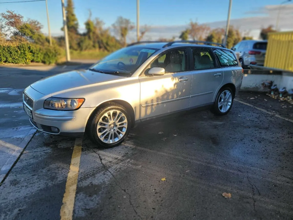 2007 volvo v50 Estate - Image 1