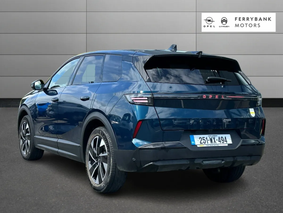 Opel Grandland GS 5 DR MHEV 136ps - Image 4