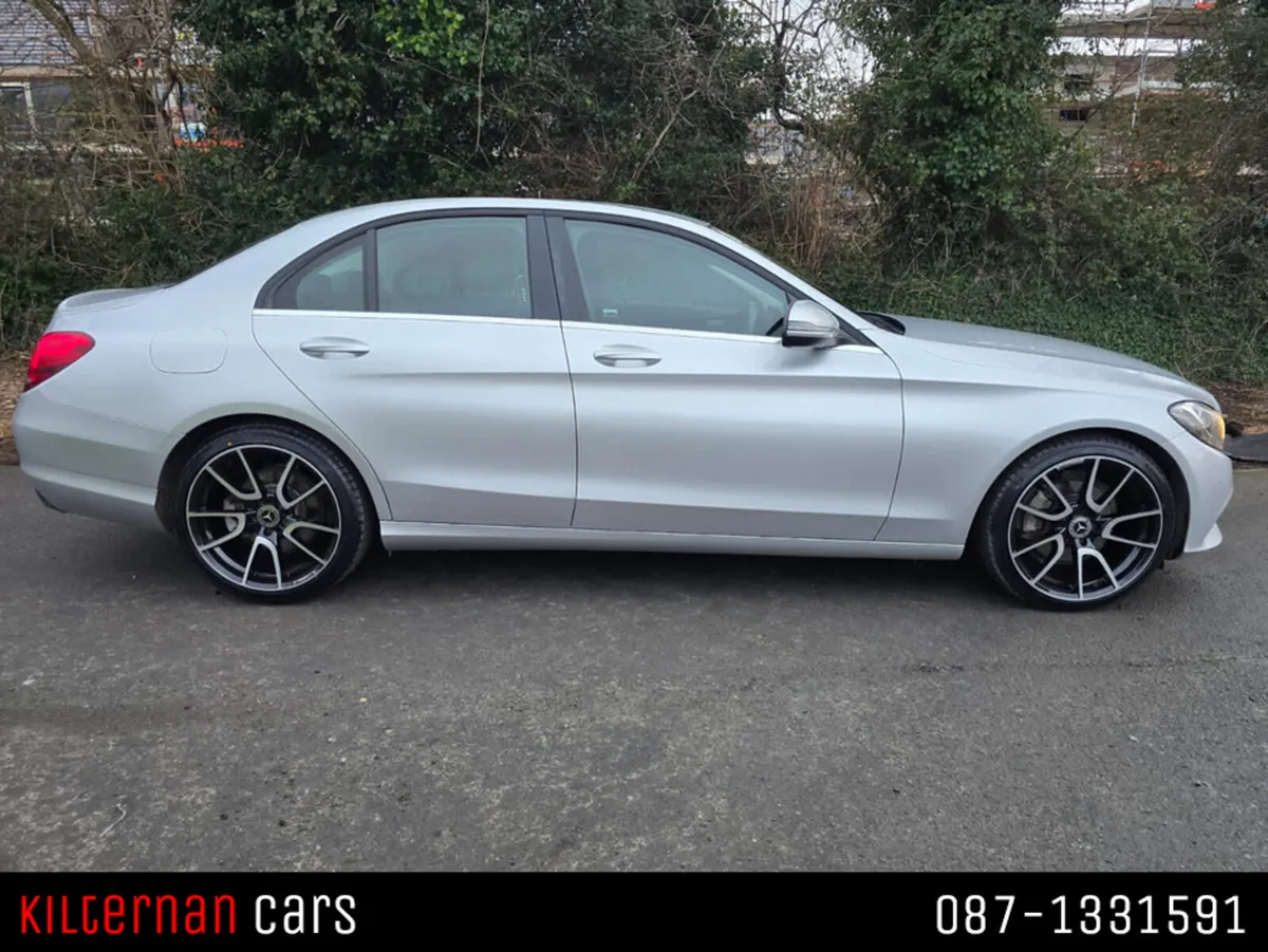 Mercedes-Benz C-Class EXECUTIVE EDITION AMG ALLOYS - Image 3