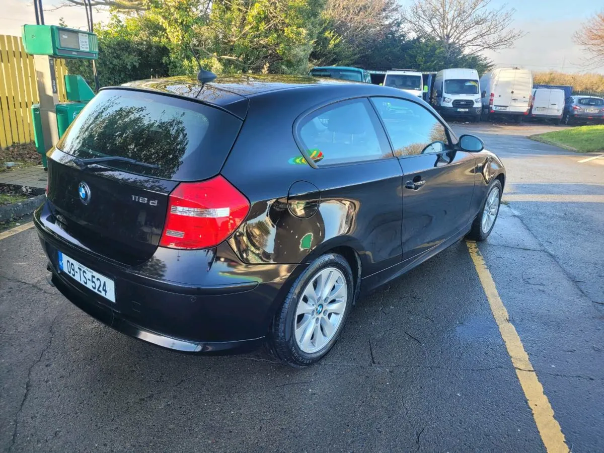 Bmw 1 series. 2009 - Image 4