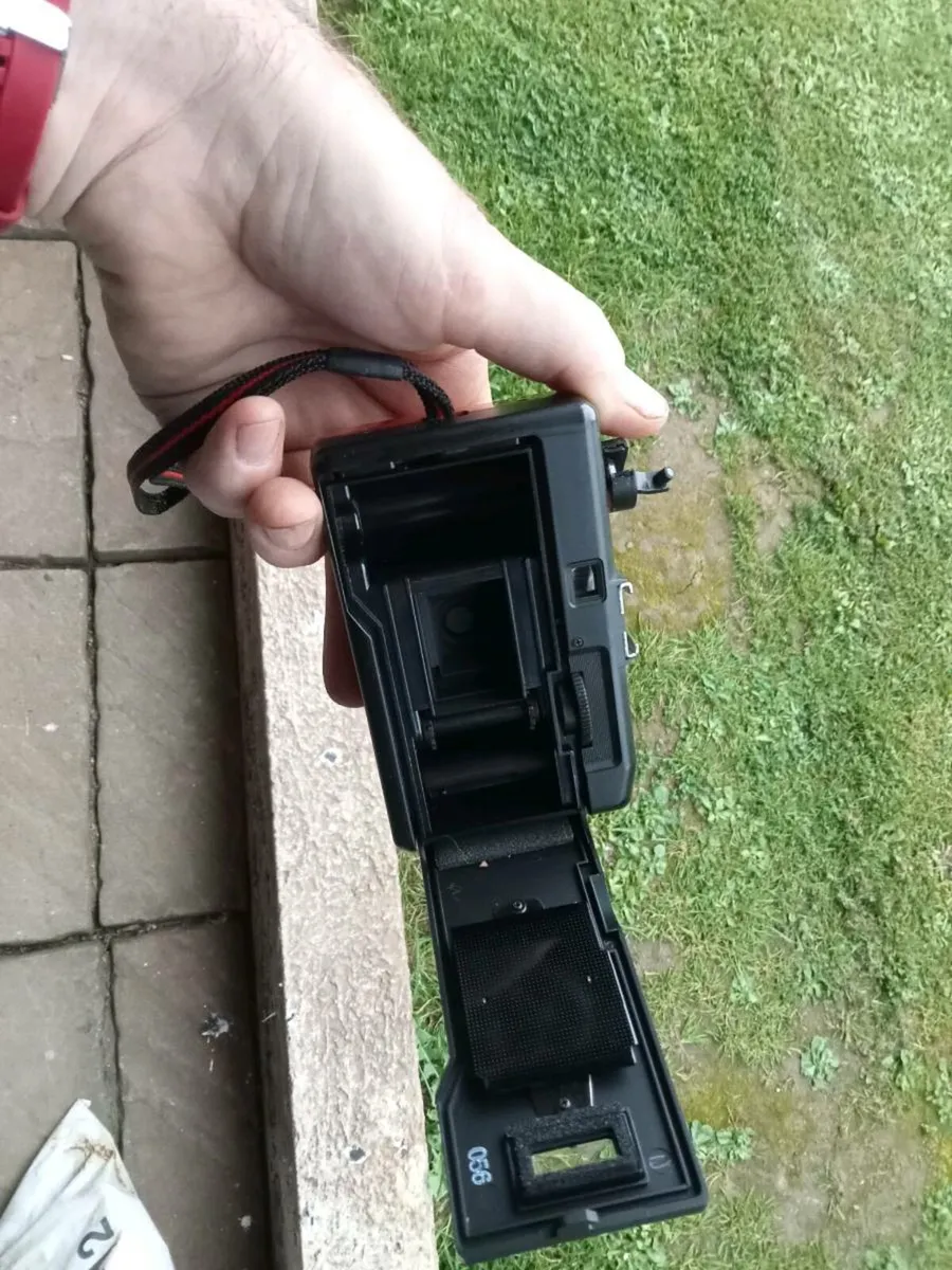 Old camera - Image 4