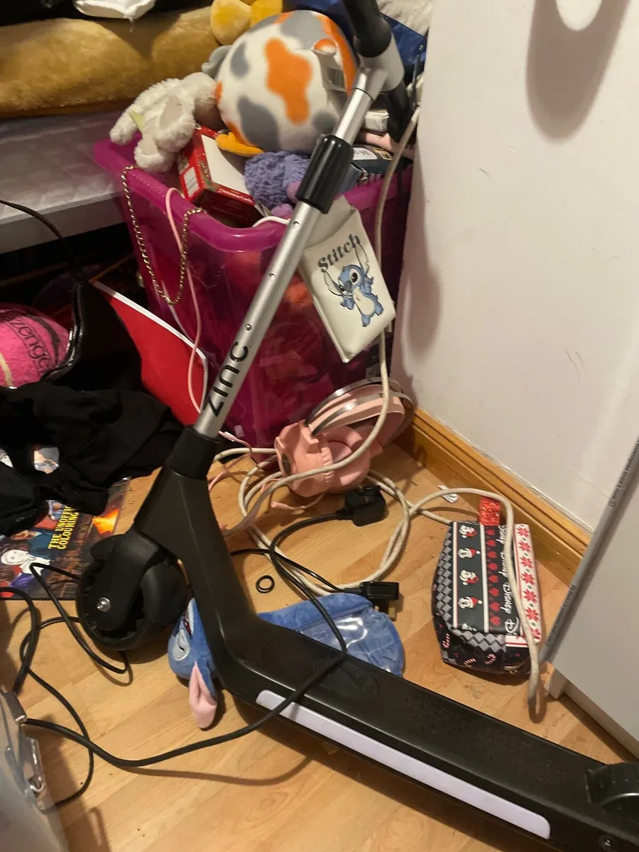 Electric scooter - Image 1