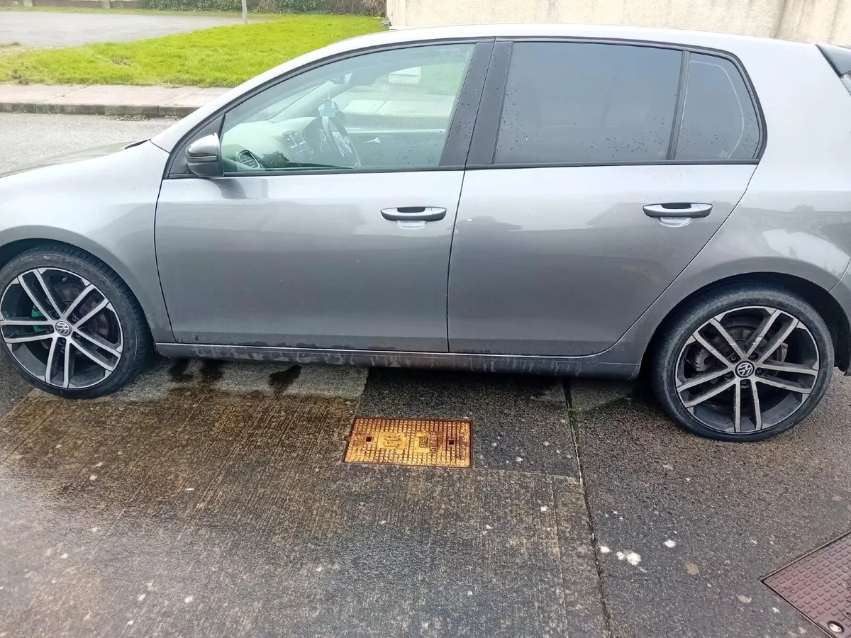 Volkswagen Golf 2012 - Image 3